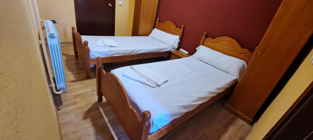 Albergue Pirenarium Sabiñánigo Kültér fotó