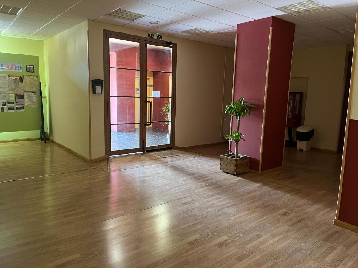 Albergue Pirenarium Sabiñánigo Kültér fotó