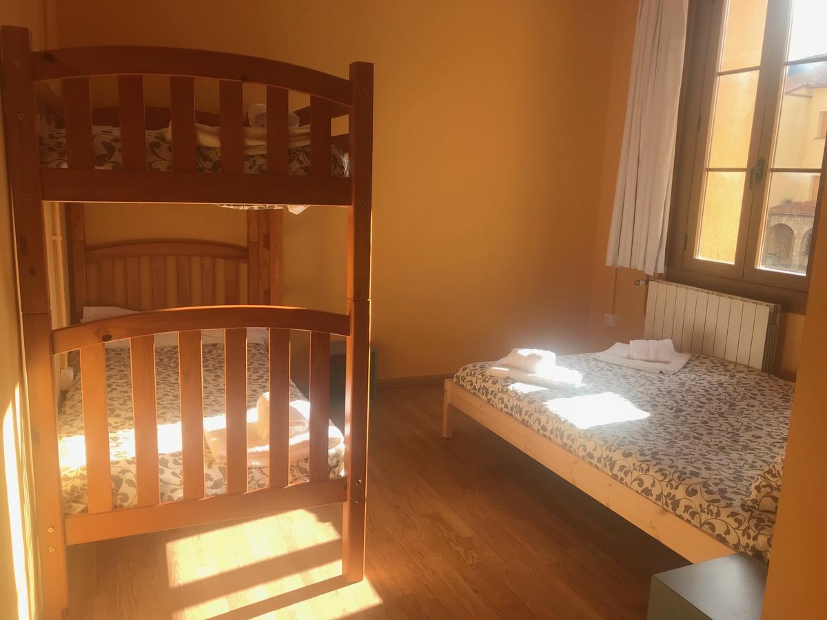 Albergue Pirenarium Sabiñánigo Kültér fotó